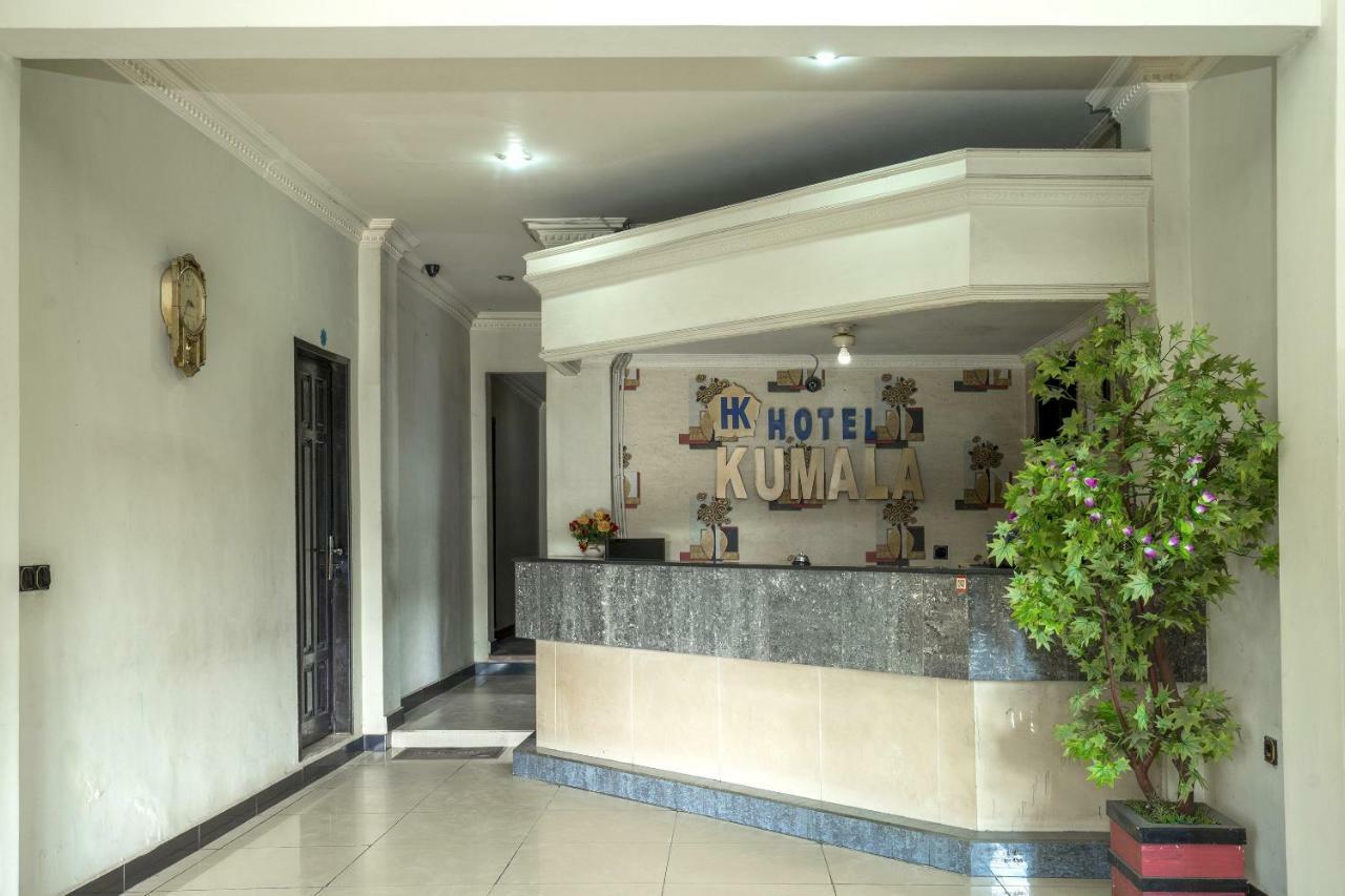 OYO 1005 Hotel Kumala Samarinda Bagian luar foto